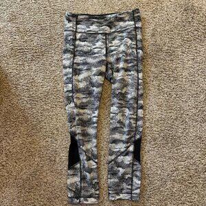 Lululemon cropped leggings